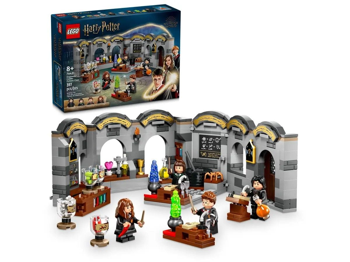 Hogwarts Castle: Potions Class LEGO Harry Potter 76431